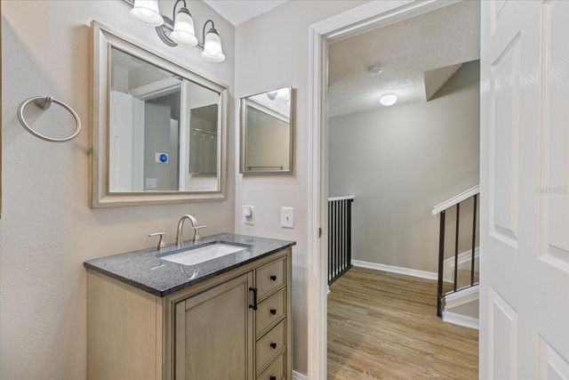 5552 BENTGRASS DRIVE 7-116, Sarasota, FL 34235
