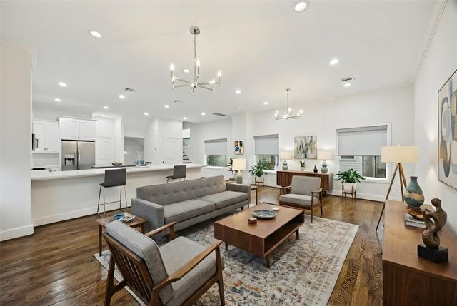 1630 W 24th Street, Houston, TX 77008