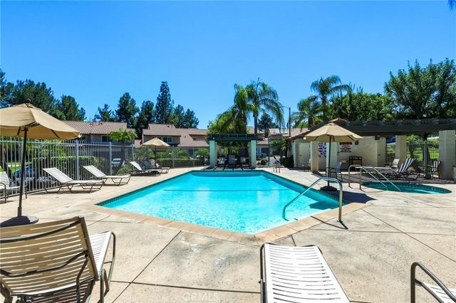 11257 Key West Avenue 3, Porter Ranch, CA 91326