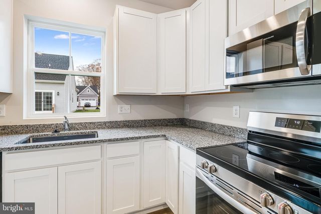 511 CHATHAM DR, Seaford, DE 19973
