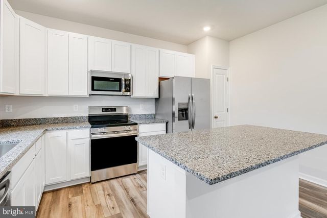 511 CHATHAM DR, Seaford, DE 19973