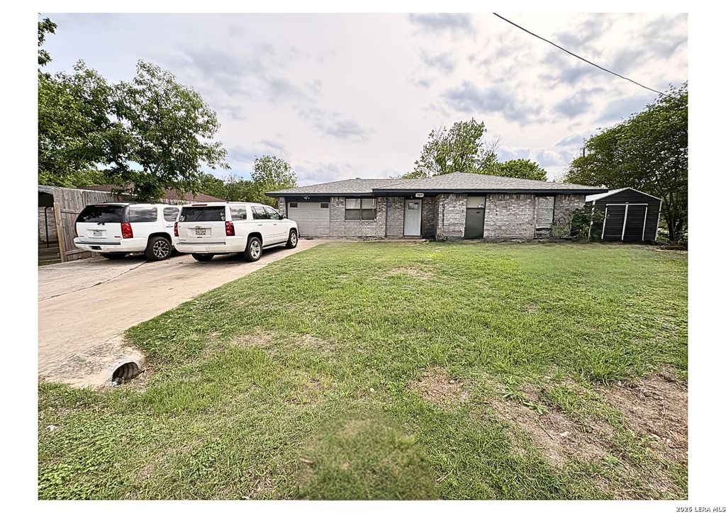 407 Peterson, Kerrville, TX 78028