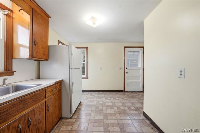 9 Clarence Harder Drive, Tonawanda, NY 14150