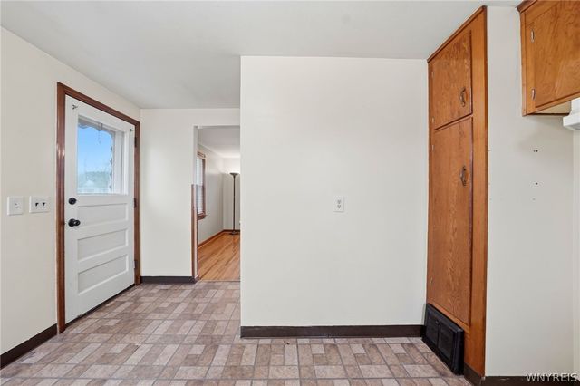 9 Clarence Harder Drive, Tonawanda, NY 14150