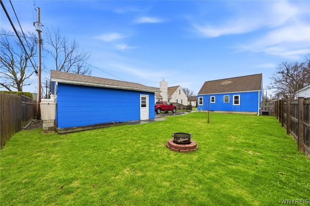 9 Clarence Harder Drive, Tonawanda, NY 14150