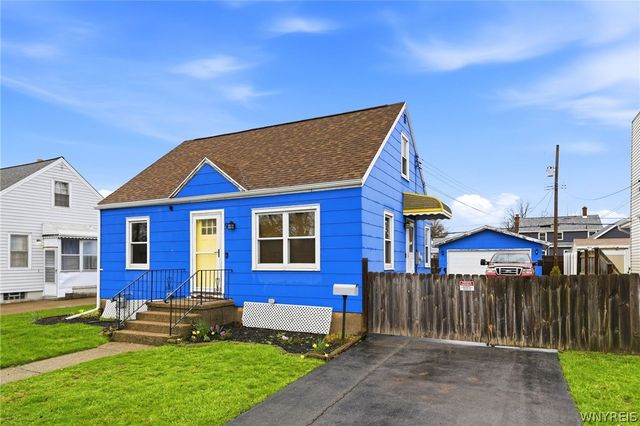 9 Clarence Harder Drive, Tonawanda, NY 14150