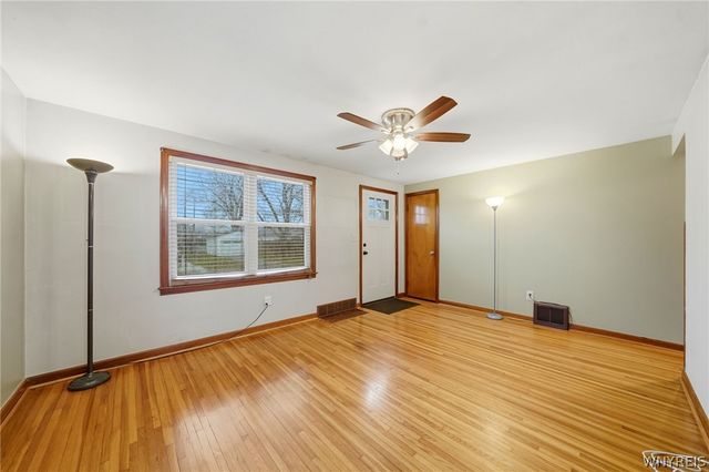 9 Clarence Harder Drive, Tonawanda, NY 14150