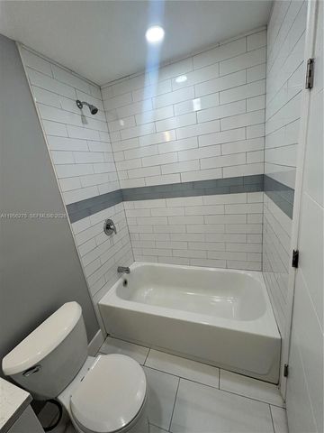 1724 NW 1st Pl, Miami, FL 33136