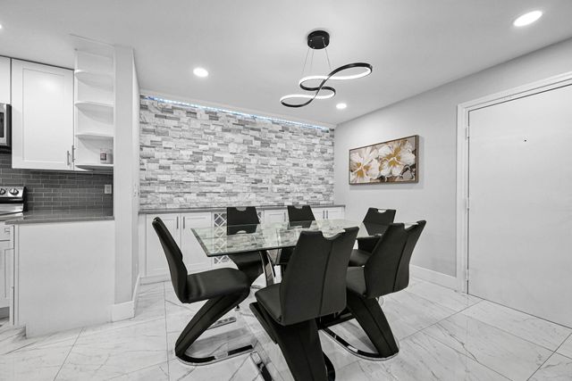 6279 Bay Club Drive 3, Fort Lauderdale, FL 33308