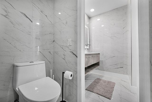 6279 Bay Club Drive 3, Fort Lauderdale, FL 33308