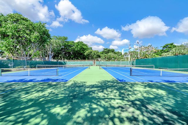 6279 Bay Club Drive 3, Fort Lauderdale, FL 33308