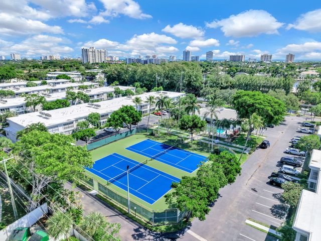 6279 Bay Club Drive 3, Fort Lauderdale, FL 33308