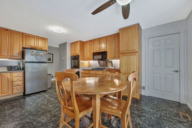 2132 Sunset Dr, White Bluff, TN 37187