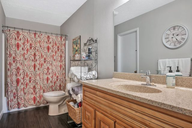 2132 Sunset Dr, White Bluff, TN 37187