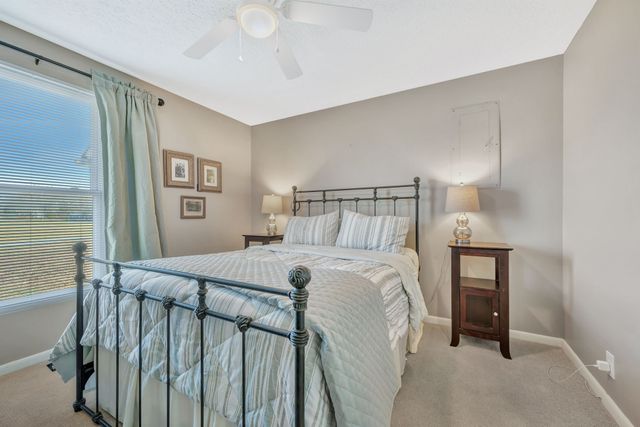 2132 Sunset Dr, White Bluff, TN 37187