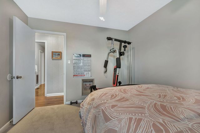 2132 Sunset Dr, White Bluff, TN 37187