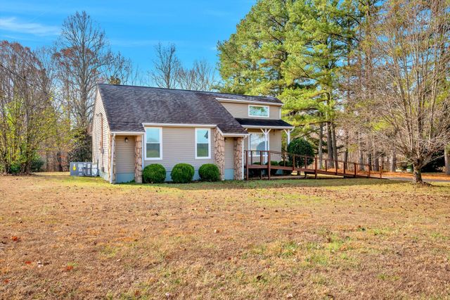 2132 Sunset Dr, White Bluff, TN 37187