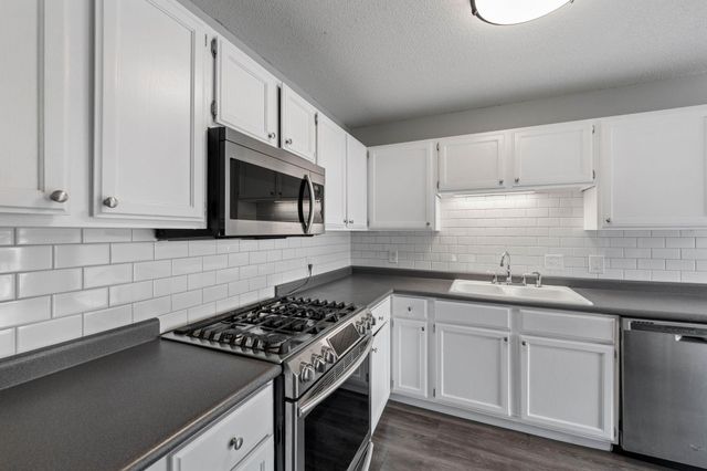 3558 Independence Avenue N, New Hope, MN 55427