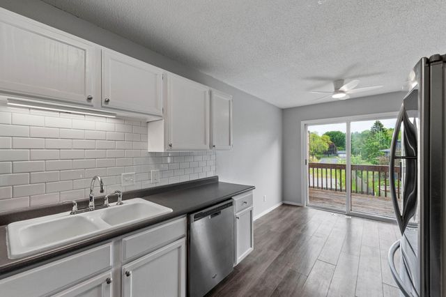 3558 Independence Avenue N, New Hope, MN 55427