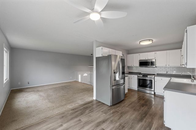 3558 Independence Avenue N, New Hope, MN 55427