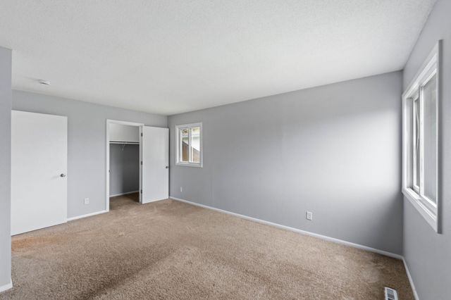 3558 Independence Avenue N, New Hope, MN 55427