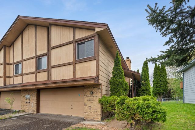 3558 Independence Avenue N, New Hope, MN 55427