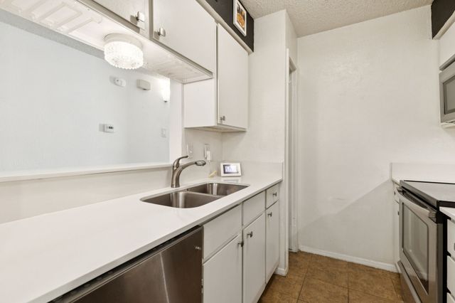 4845 Cedar Springs Road 173, Dallas, TX 75219