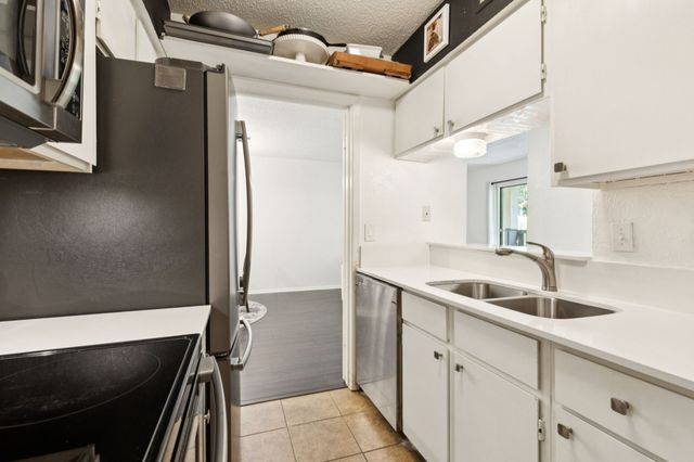 4845 Cedar Springs Road 173, Dallas, TX 75219
