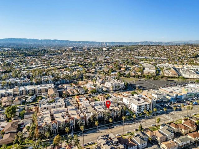 7037 La Tijera Boulevard C102, Los Angeles, CA 90045