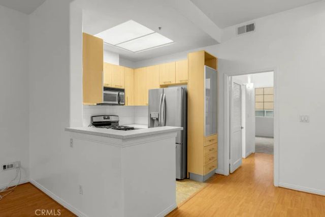 7037 La Tijera Boulevard C102, Los Angeles, CA 90045