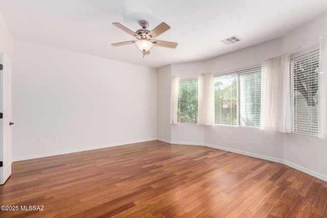 275 W Calle Moncayo, Sahuarita, AZ 85629