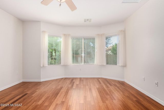 275 W Calle Moncayo, Sahuarita, AZ 85629