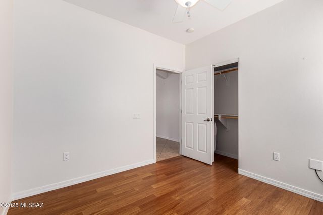 275 W Calle Moncayo, Sahuarita, AZ 85629