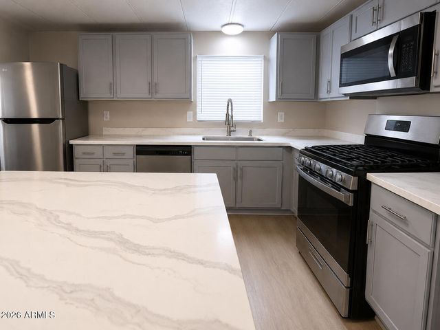 10701 N 99TH Avenue 231, Peoria, AZ 85345