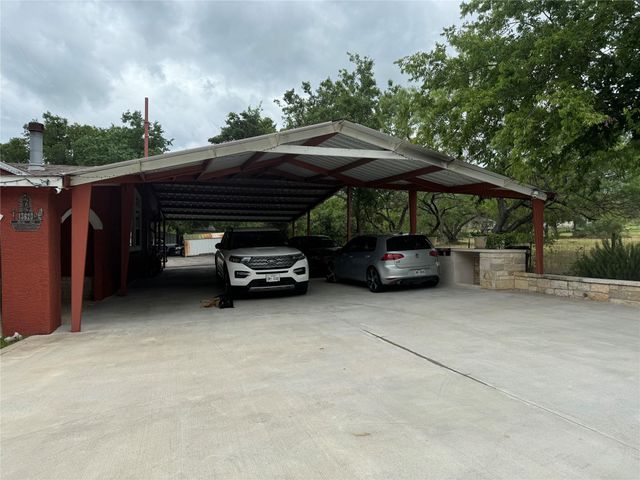 13623 Avis RD, Dale, TX 78616