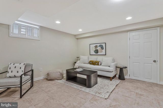 11200 LENOX DR, Upper Marlboro, MD 20774