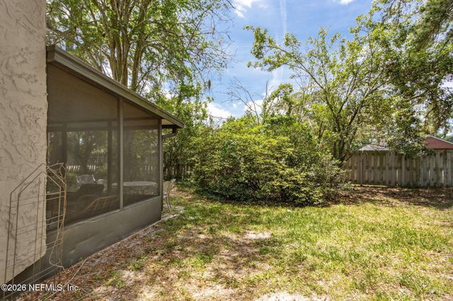 3801 CROWN POINT Road 1032, Jacksonville, FL 32257