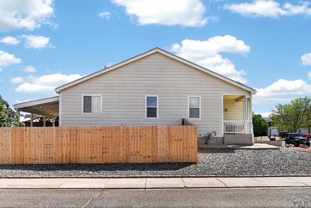 2219 Cowhand Place, Pueblo, CO 81008