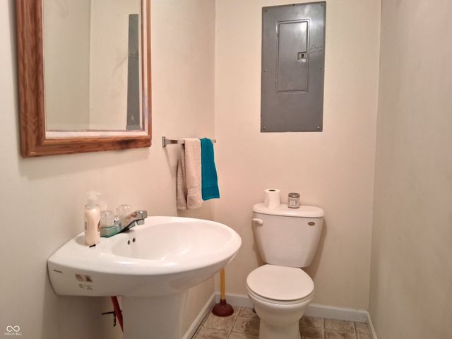 1223 S 21st Street, New Castle, IN 47362
