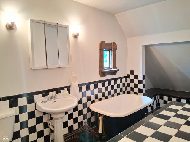 1223 S 21st Street, New Castle, IN 47362