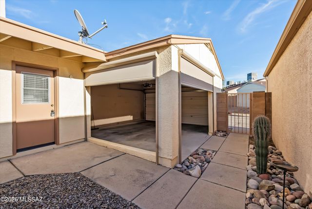 2485 N Palo Hacha Drive, Tucson, AZ 85745