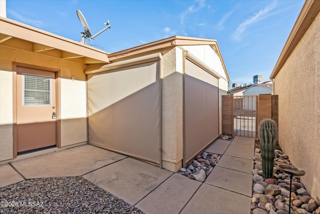 2485 N Palo Hacha Drive, Tucson, AZ 85745