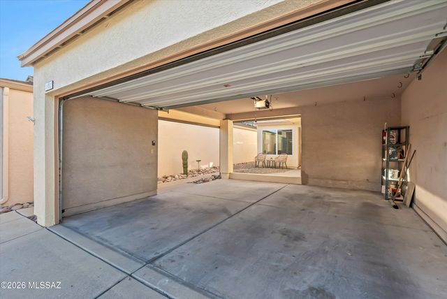 2485 N Palo Hacha Drive, Tucson, AZ 85745
