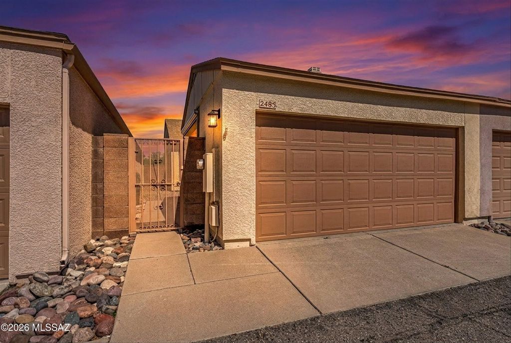 2485 N Palo Hacha Drive, Tucson, AZ 85745