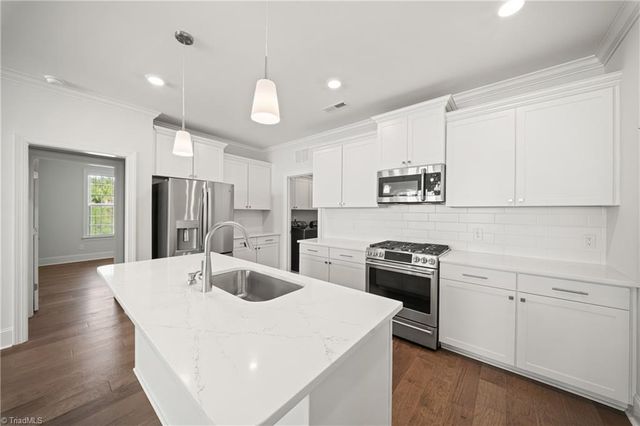 3571 Emmen Court, Winston-salem, NC 27104