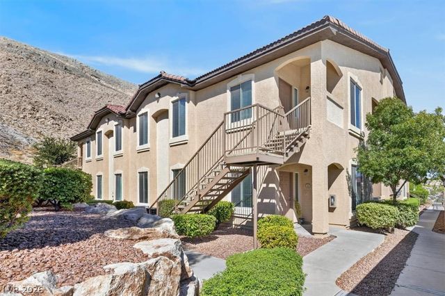 3575 Cactus Shadow Street 204, Las Vegas, NV 89129