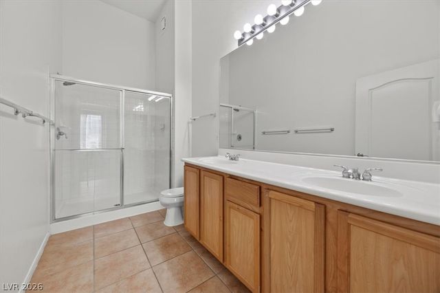 3575 Cactus Shadow Street 204, Las Vegas, NV 89129