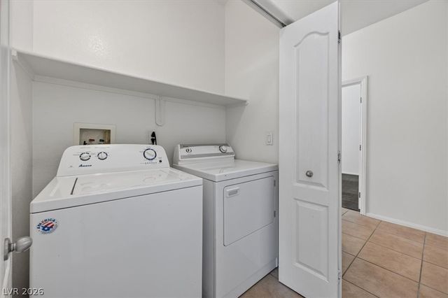 3575 Cactus Shadow Street 204, Las Vegas, NV 89129