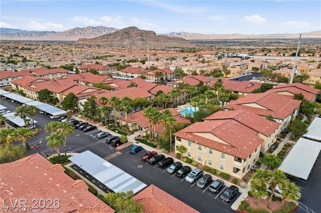 3575 Cactus Shadow Street 204, Las Vegas, NV 89129