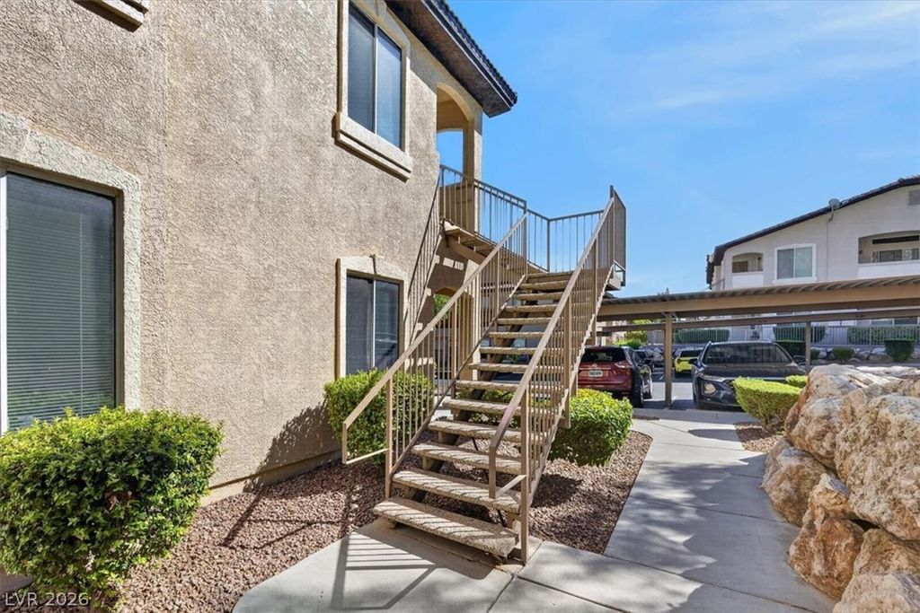 3575 Cactus Shadow Street 204, Las Vegas, NV 89129 — photo 4